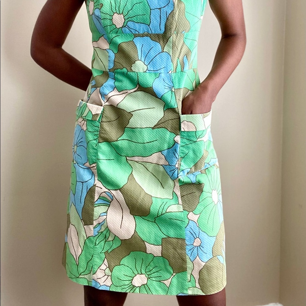 BODEN Knee Length Floral Seersucker Cotton Dress Size S-M best. Tag size 6L